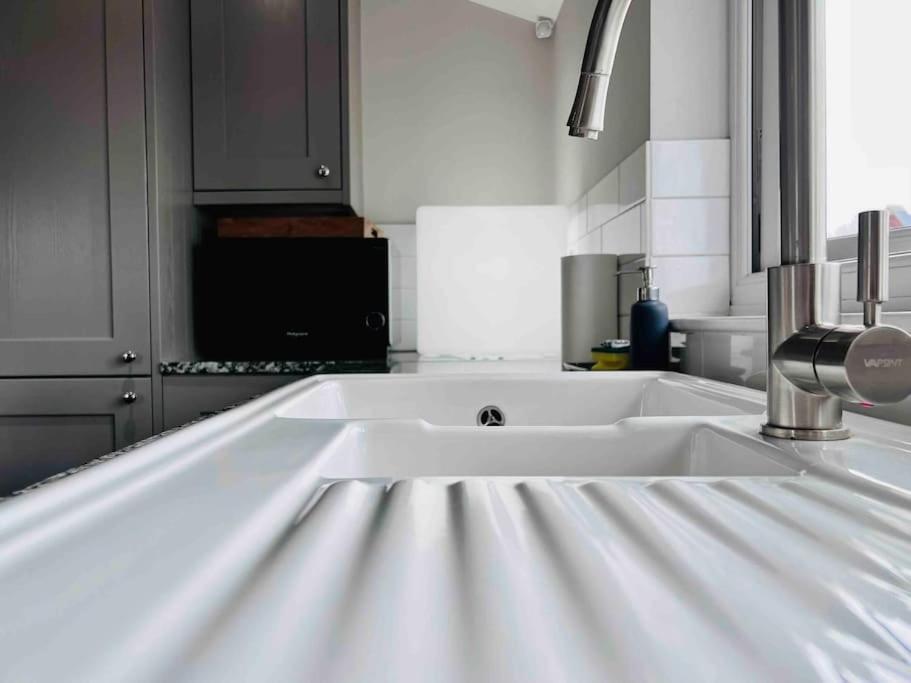 Smart-Home In Original Victorian Building Bristol Kültér fotó