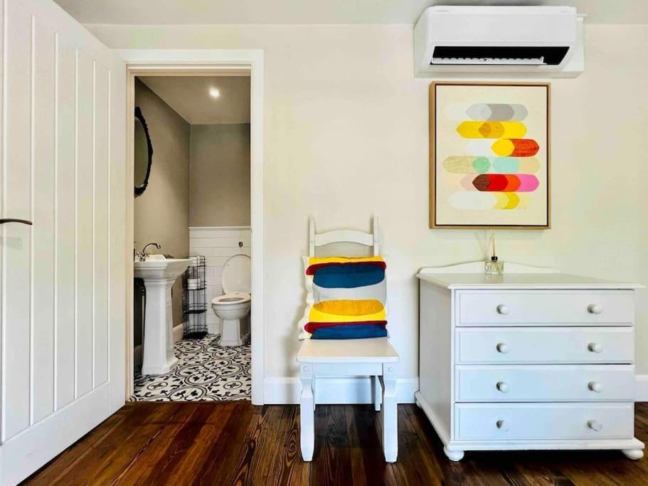Smart-Home In Original Victorian Building Bristol Kültér fotó