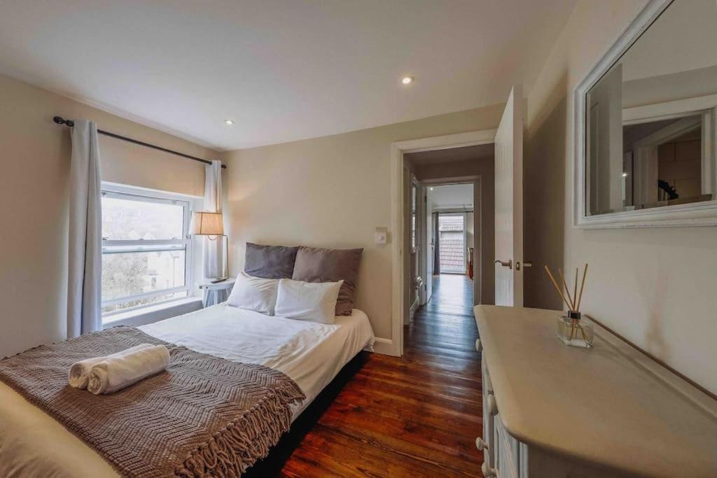 Smart-Home In Original Victorian Building Bristol Kültér fotó
