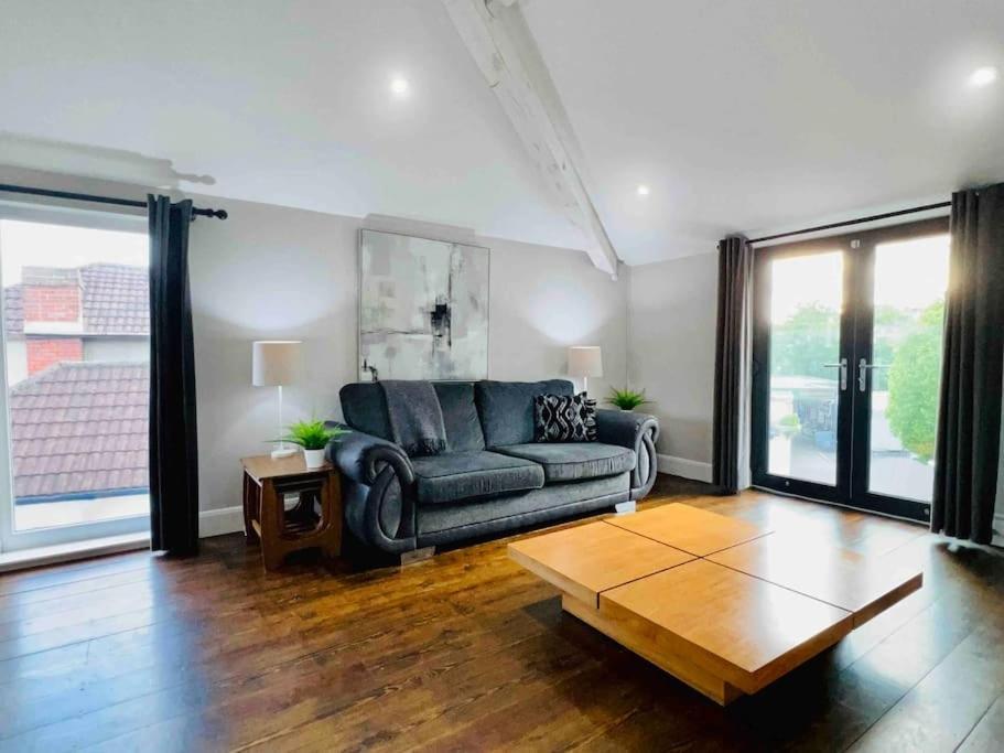 Smart-Home In Original Victorian Building Bristol Kültér fotó
